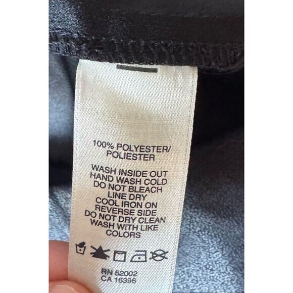 DKNY Jeans Women’s Size 6 Faux Suede Look Skirt Fold Over Pockets Black - Picture 7 of 7